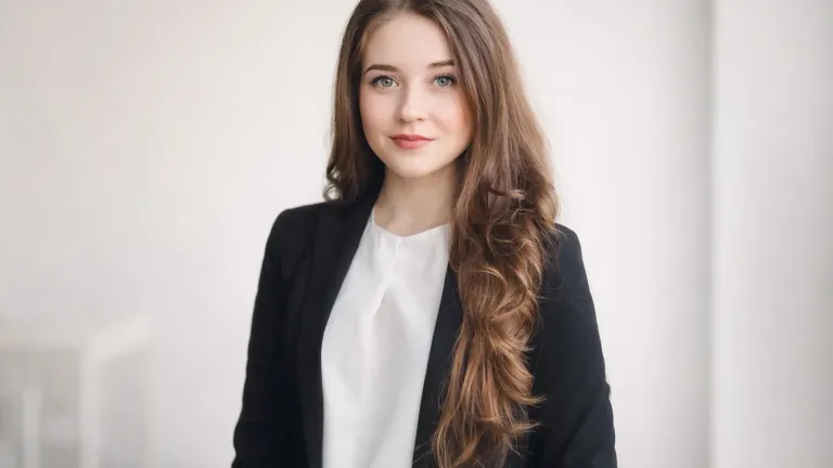 Ultra-Realistic Aesthetic Portrait Prompt | Natural AI Photography Guide , ultra realistic portrait prompt, aesthetic portrait ai, realistic ai portrait, ai photography prompt, soft natural lighting portrait, dslr portrait ai, pastel tone portrait, professional portrait ai, realistic face ai prompt