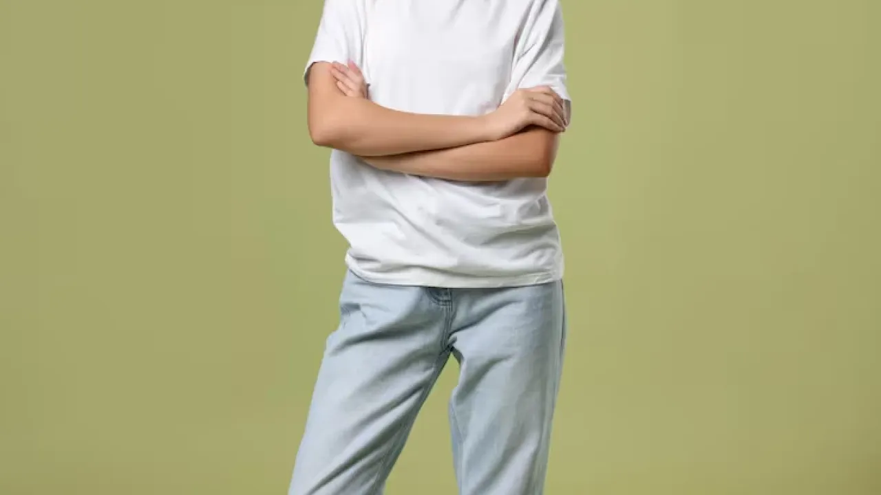 Hyper-Realistic Full-Body Colorful 3D Collectible Statue Prompt | Desk Workstation Scene , 3D collectible statue prompt, hyper realistic 3D render, full body statue, resin vinyl figure, desk workstation scene, display box, 3D modeling monitor, photorealistic statue, colorful figurine, product photography render, 4K CGI