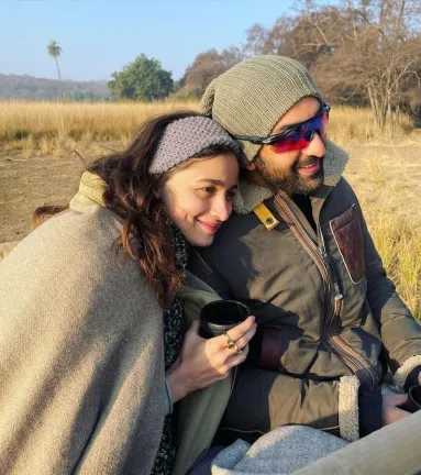 Romantic Indian Couple Café Illustration – Soft Watercolor AI Art Trend , romantic Indian couple illustration, AI couple portrait, watercolor cafe digital art, Indian saree illustration, minimalist ink sketch art, teal sage red color palette art, soft romantic digital painting, trending AI art 2026, Indian couple cafe artwork,